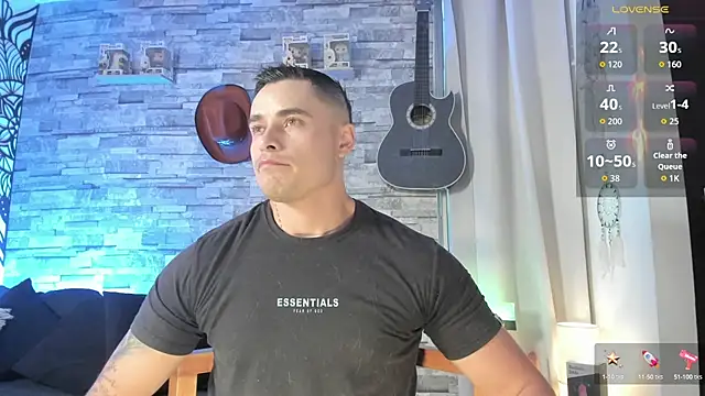 Snapshot of connorsmiith chatting on 10/23/25, 10:52 connorsmiith online show from 10/23/25, 10:52