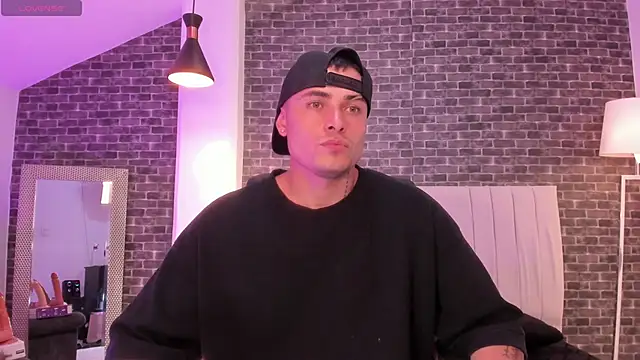 Snapshot of connorsmiith chatting on 02/20/26, 06:26 connorsmiith online show from 02/20/26, 06:26