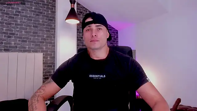 connorsmiith online show from 04/05/26, 11:02