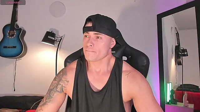 Snapshot of connorsmiith chatting on 06/27/26, 12:48 connorsmiith online show from 06/27/26, 12:48
