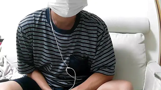 Snapshot of kyoron chatting on 09/20/25, 12:06 kyoron online show from 09/20/25, 12:06