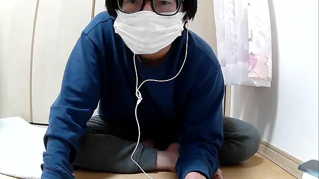 Snapshot of kyoron chatting on 04/04/26, 02:03 kyoron online show from 04/04/26, 02:03