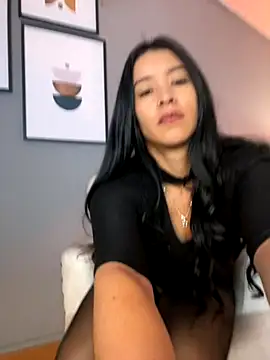 BellaFernandez   online show from 09/10/25, 11:32