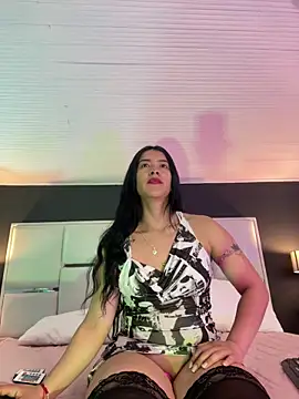 BellaFernandez   online show from 09/26/25, 11:47