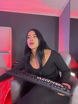 BellaFernandez   online show from 06/26/26, 12:53