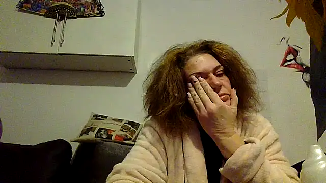 RubyyRosee online show from 11/25/25, 06:46