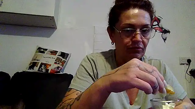 RubyyRosee online show from 05/28/26, 05:05