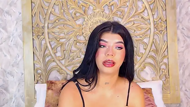 Snapshot of MelodyCarsson chatting on 11/12/25, 12:05 MelodyCarsson online show from 11/12/25, 12:05