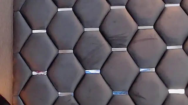 Snapshot of MelodyCarsson chatting on 12/01/25, 03:28 MelodyCarsson online show from 12/01/25, 03:28