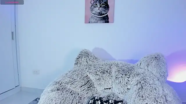 Snapshot of akame_meow chatting on 11/25/25, 03:12 akame meow online show from 11/25/25, 03:12