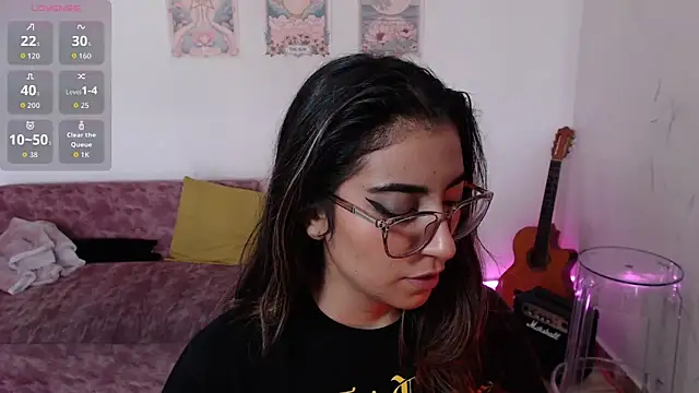 Susanahendrix online show from 11/11/25, 06:30