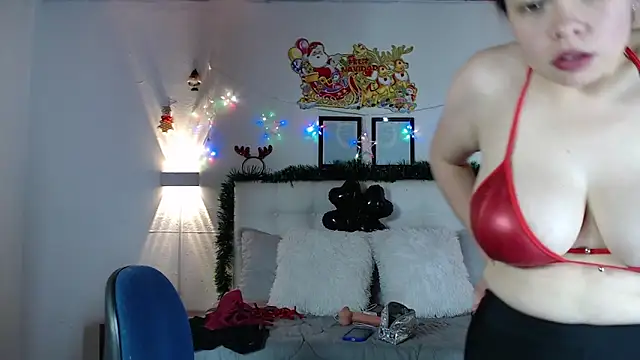 Megan 05  online show from 12/14/25, 06:34