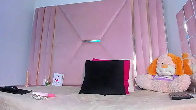 jazmin waked online show from 12/19/25, 03:46