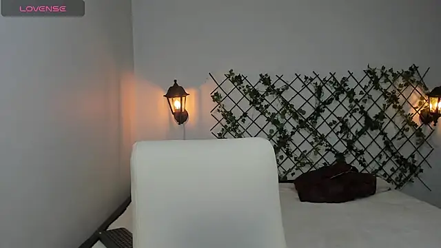 velvet  moon online show from 02/07/26, 12:58