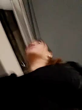 Snapshot of miss_berlyn chatting on 11/04/25, 12:21 miss berlyn online show from 11/04/25, 12:21