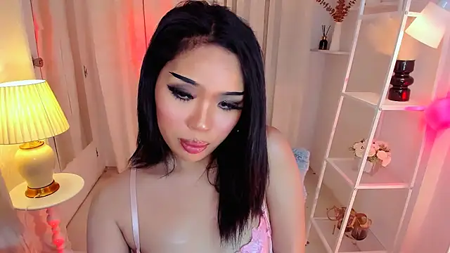 MS LUNA online show from 02/05/26, 12:15