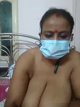 Snapshot of Barna_Love chatting on 12/05/25, 05:42 Barna Love online show from 12/05/25, 05:42