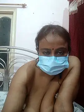 Snapshot of Barna_Love chatting on 05/17/26, 05:42 Barna Love online show from 05/17/26, 05:42