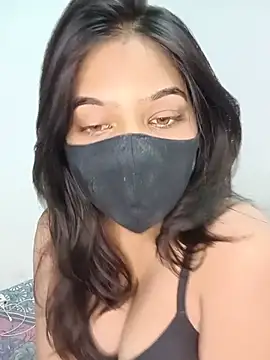 Snapshot of Snehabeauti chatting on 07/02/26, 10:38 Snehabeauti online show from 07/02/26, 10:38