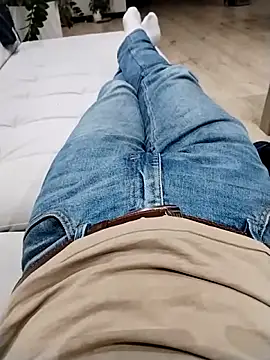 Pio185 online show from 11/18/25, 10:03