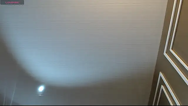 Snapshot of Megara_25 chatting on 10/17/25, 01:25 Megara 25 online show from 10/17/25, 01:25