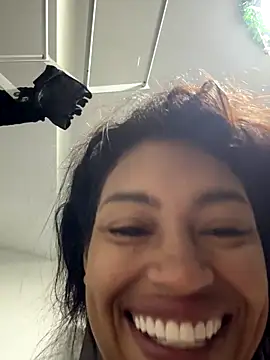 Snapshot of AmberMoss1 chatting on 12/03/25, 10:46 AmberMoss1 online show from 12/03/25, 10:46