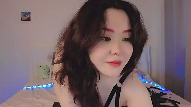 Snapshot of tsunade_chan chatting on 06/26/26, 04:06 tsunade chan online show from 06/26/26, 04:06