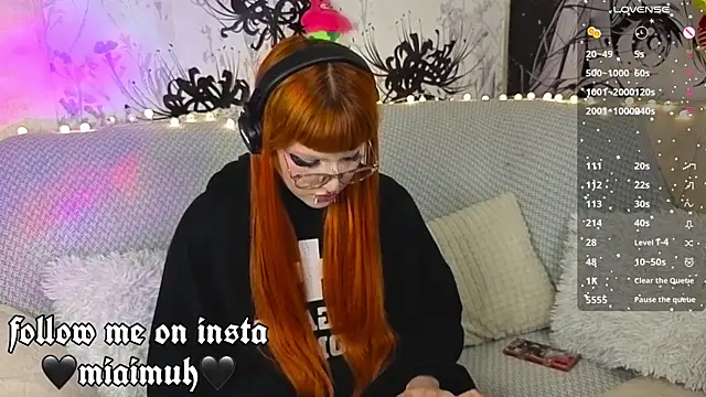 mia  yui online show from 06/07/26, 10:35