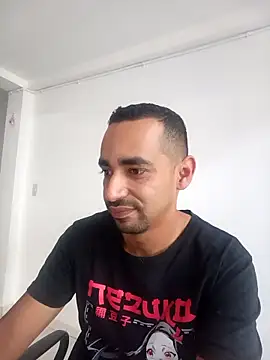 stivenlujan69 online show from 04/14/26, 09:21