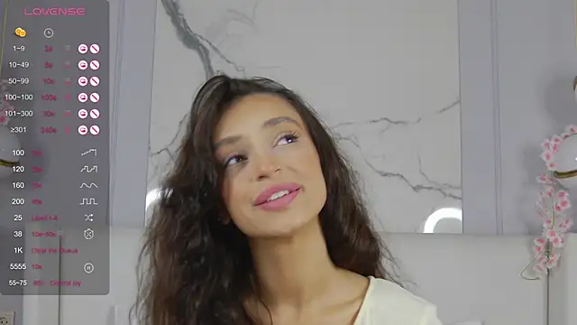 AdoraCortes online show from 09/20/25, 05:08