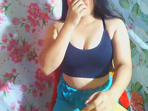 Katie Winslet online show from 02/03/26, 11:54