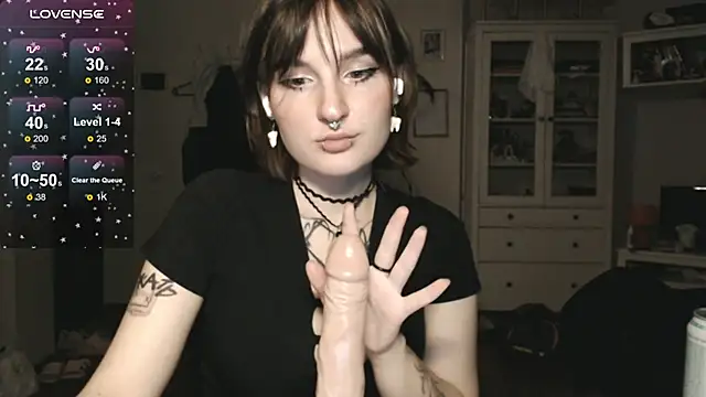 Snapshot of rubby_hanna chatting on 12/20/25, 07:21 rubby hanna online show from 12/20/25, 07:21