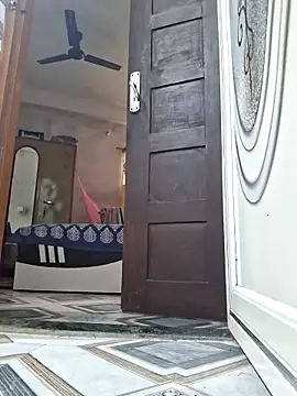 SIMIHOT online show from 03/10/26, 09:03