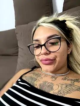 Snapshot of Princess-Jasmine07 chatting on 09/09/25, 02:27 Princess-Jasmine07 online show from 09/09/25, 02:27