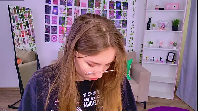 Moon  Bunny online show from 02/20/26, 12:27