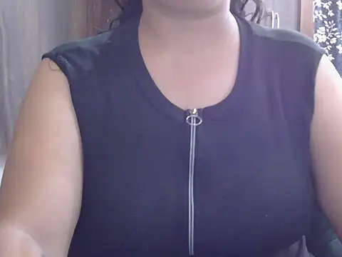 Roxy sweety  online show from 09/17/25, 05:42