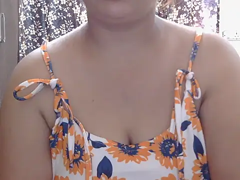 Roxy sweety  online show from 09/28/25, 05:02