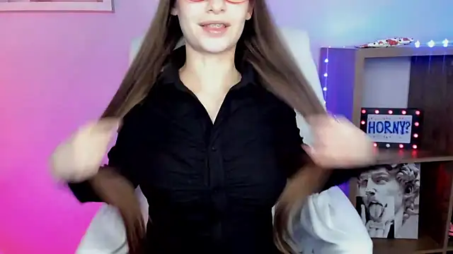 LuxMaya online show from 04/02/26, 06:33