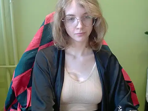 juicyPenny online show from 02/03/26, 07:35