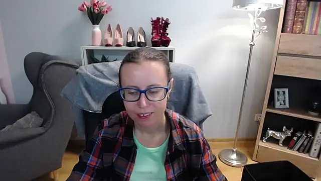 sweetxLizzy online show from 09/30/25, 04:28