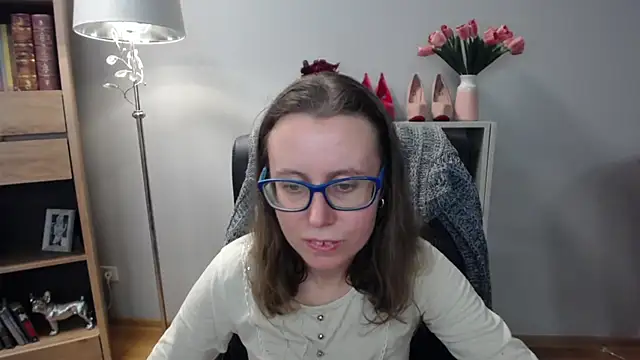 sweetxLizzy online show from 12/22/25, 05:37