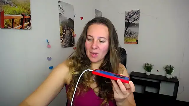 Snapshot of Darklure_ chatting on 10/15/25, 01:55 Darklure online show from 10/15/25, 01:55