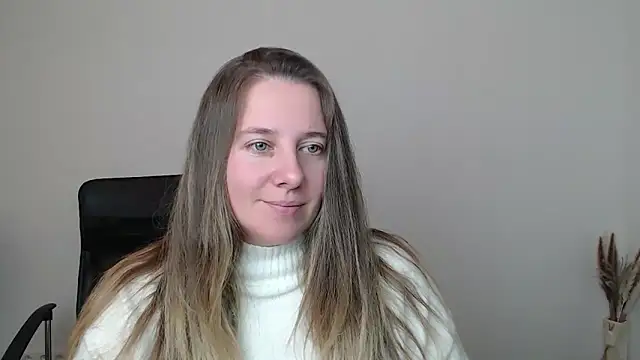 Snapshot of Darklure_ chatting on 10/29/25, 10:22 Darklure online show from 10/29/25, 10:22