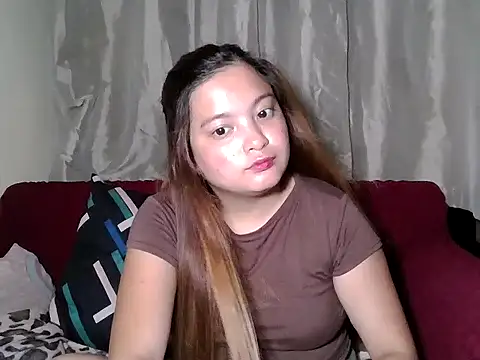 gwenn 2025 online show from 03/29/26, 03:01