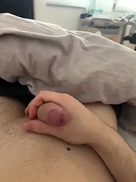 Snapshot of yourfavDick02 chatting on 03/31/26, 02:39 yourfavDick02 online show from 03/31/26, 02:39