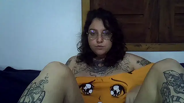 Blue Liz online show from 11/23/25, 08:08