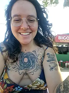 Blue Liz online show from 12/01/25, 05:29