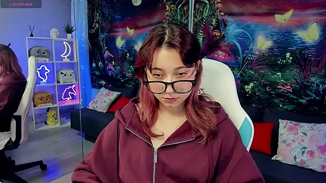 ClaraParks online show from 11/29/25, 08:45