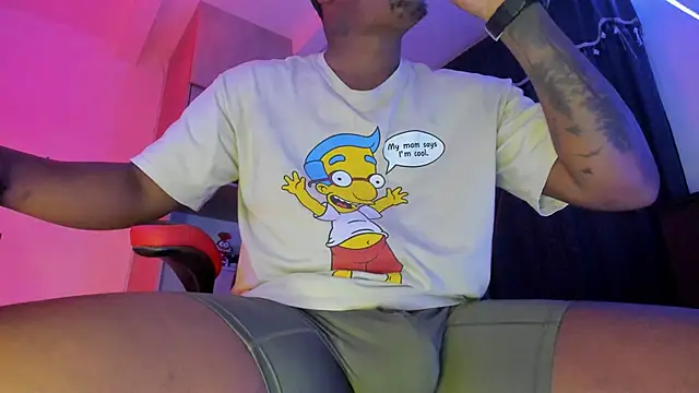 CorvisXnc0012 online show from 11/12/25, 04:24