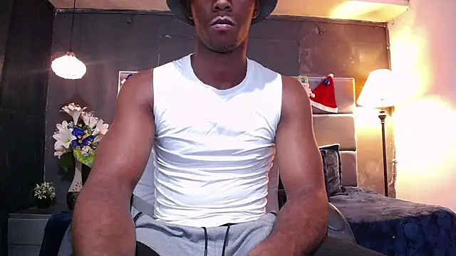 Snapshot of blackbignude chatting on 12/17/25, 12:27 blackbignude online show from 12/17/25, 12:27